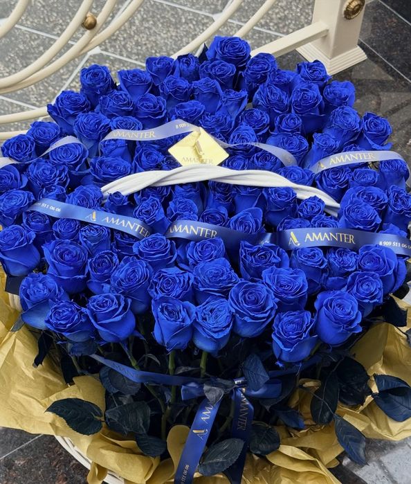 Букет из 101 синих роз