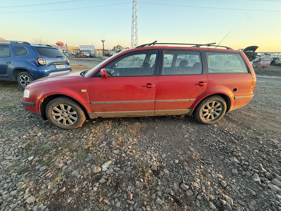 Фолксваген Пасат Б5 1.6 100 кс 1999г на части