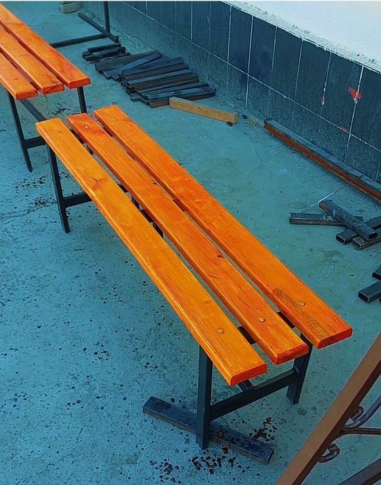 Скамейка без спинки