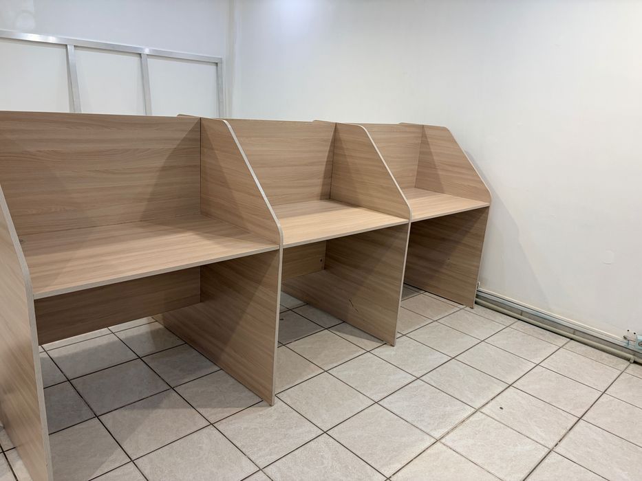 Столы для компьютерного клуба