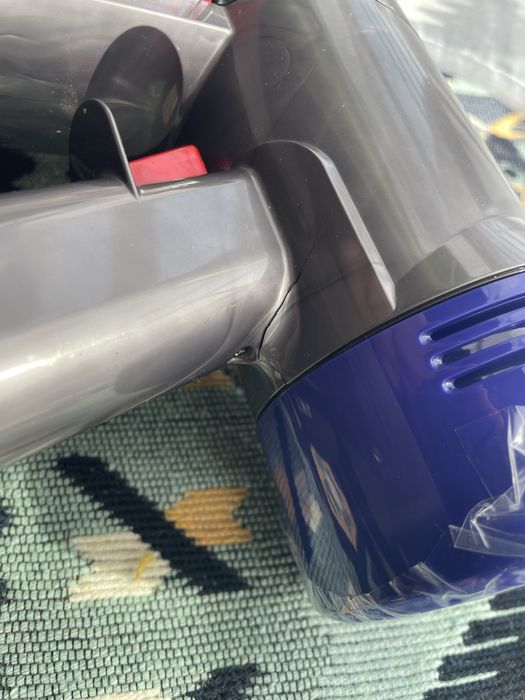 Aspirator Dyson V7