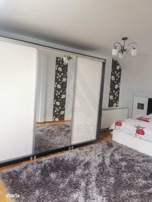 Casa renovata 3 camere teren liber 1250 mp grădină 1400 mp in Colun