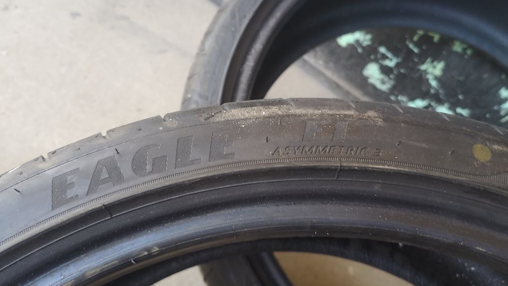 245/35/20 Goodyear