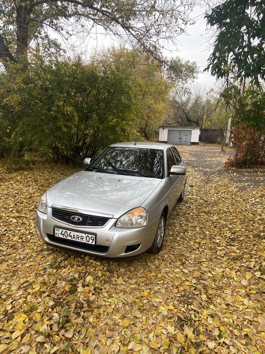Приора 2 люкс 2015 год