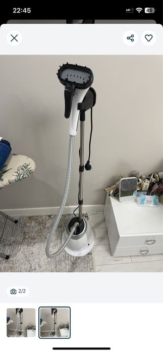 Паровой утюг с вешалкой