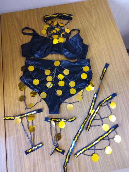 Танцевальные костюмы