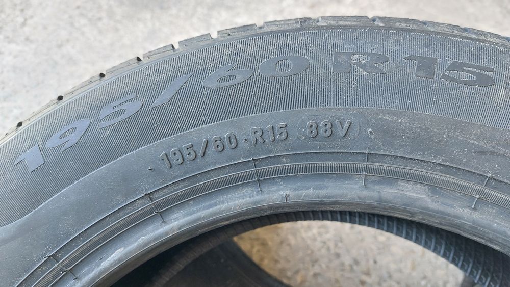 Нови 195/60/15 Pirelli Cinturato 2 броя