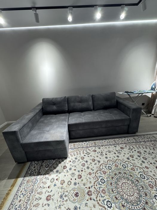 Продам угловой диван