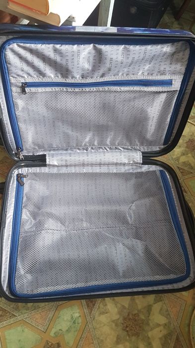 Чемодан на колесах маленький. Германия.