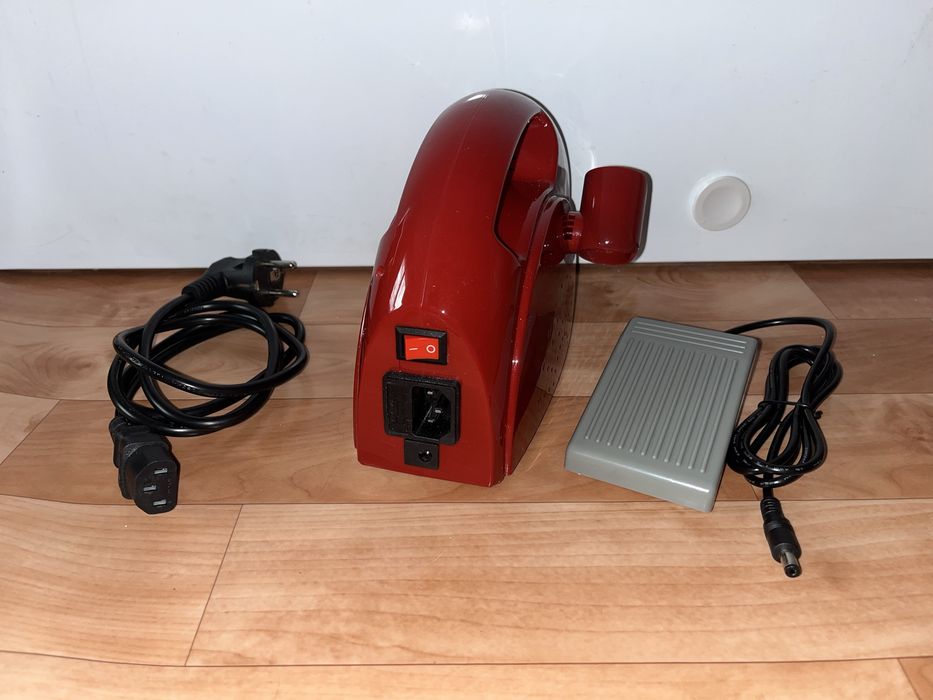 Продам машинку для маникюра