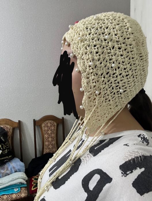 Срочно продаётся вязаная шапка