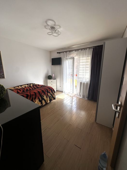 Apartament 4 camere ocupabil imediat