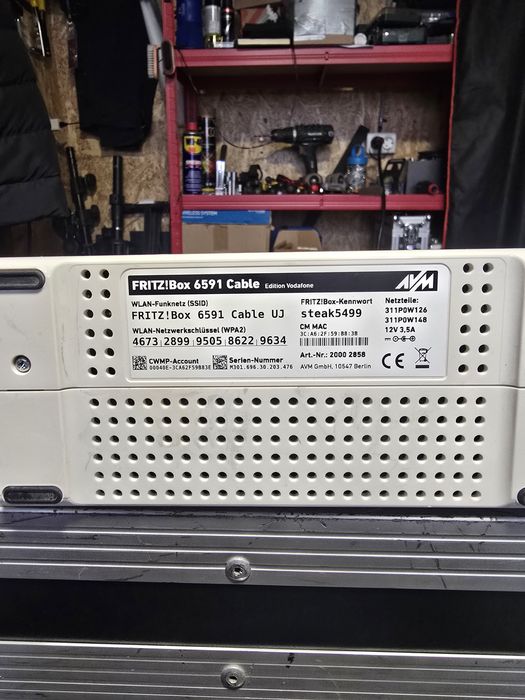 FRITZ!Box 6591 Cable (Ediție Vodafone) - Deblocat