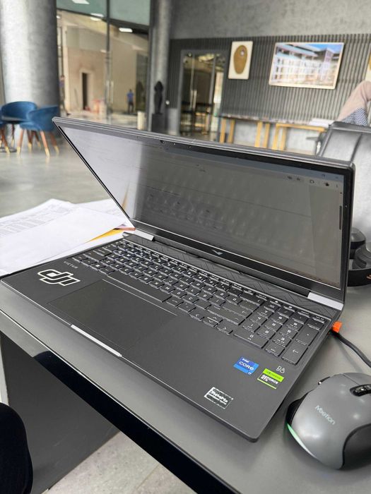 HP Victus Core I7