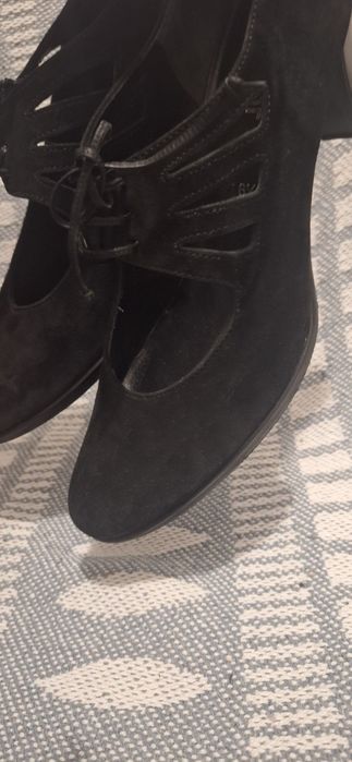 Pantofi Gabor,piele intoarsa,nr 39,5,28 lei