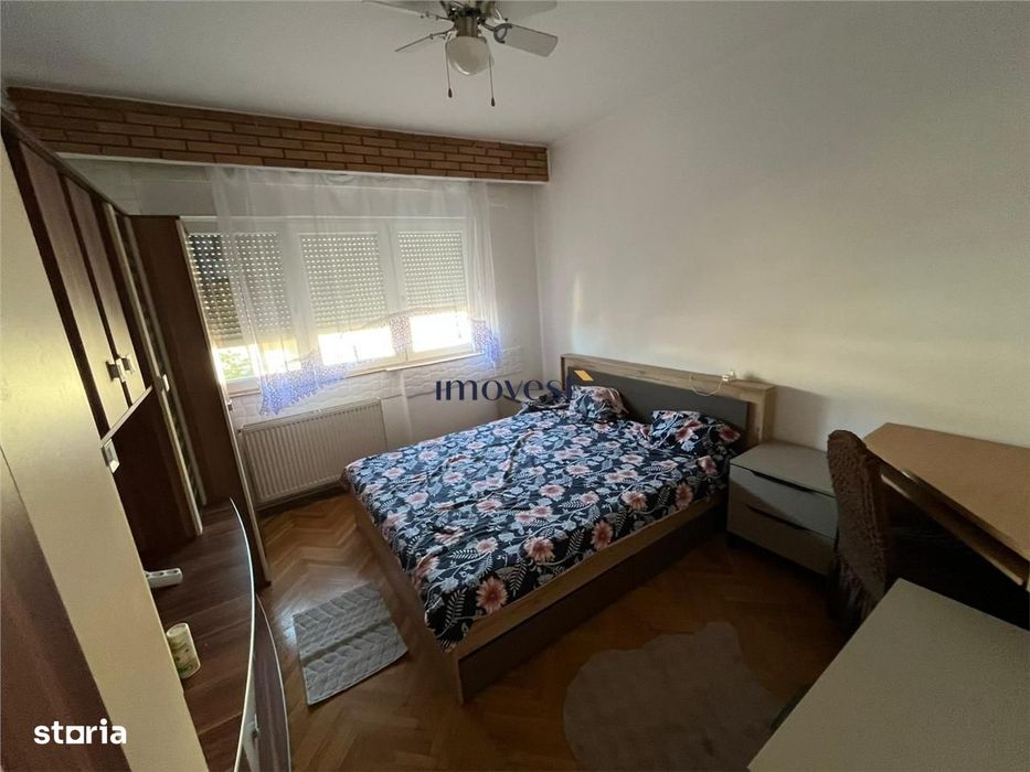 De inchiriat: Apartament cu 4 camare in zona Centrala