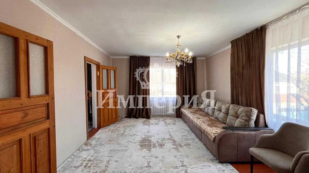 5 ком дом в Центре