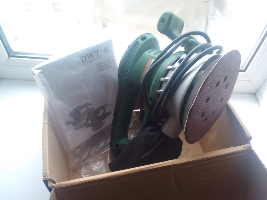 Шлифовальная машина DWT