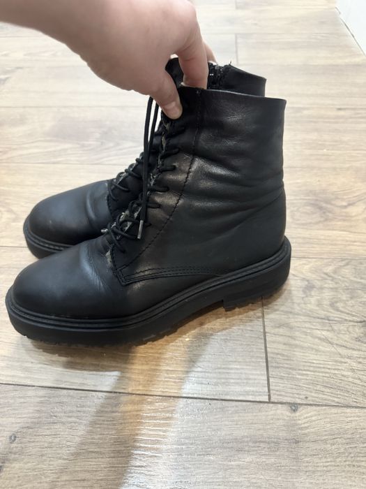 Продам полу ботинки кожанные