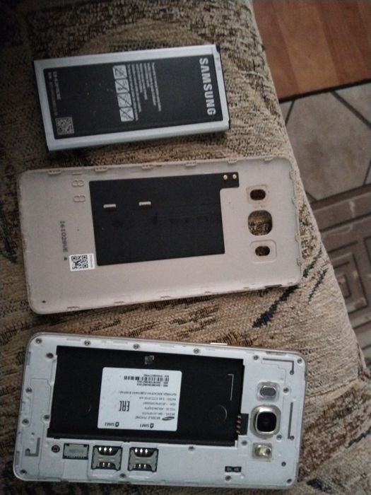 На запчасти телефон J5