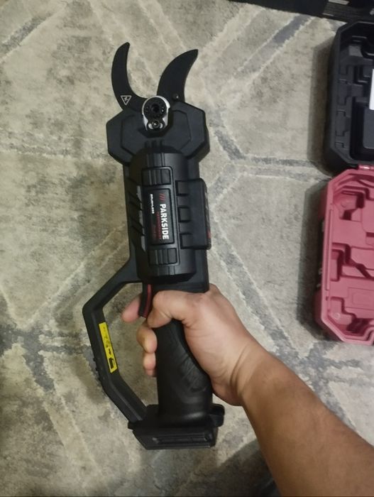 Foarfeca electrica Parkside Performance 20V