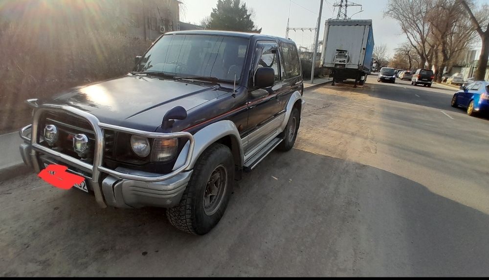 Продам автомобиль джип