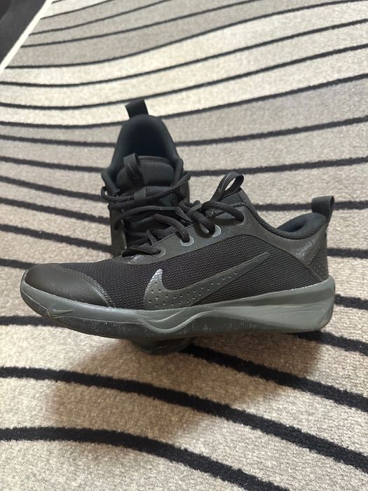 Маратонки Nike.
