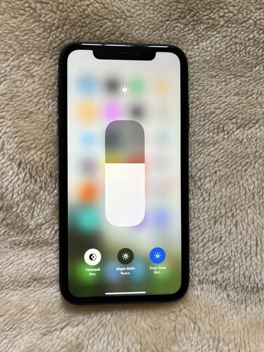 Iphone XR  64 gb. 84% LL/A