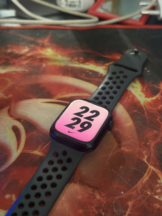 Apple Watch series 7  41mm Nike edition