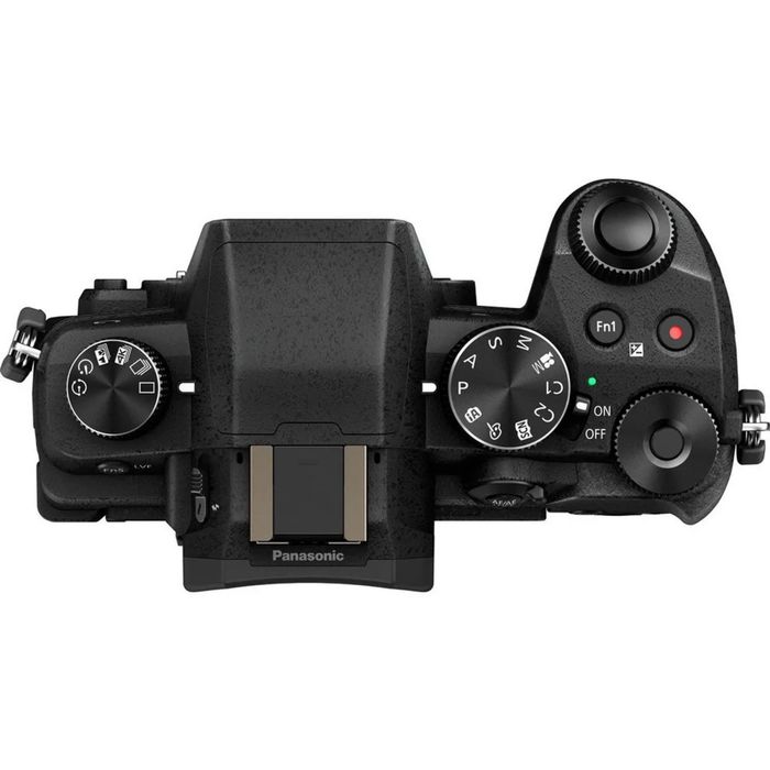 Vand Aparat Foto Panasonic G80-G81 + diferite accesorii