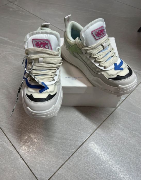 adidasi Off White Odsy 1000 full box