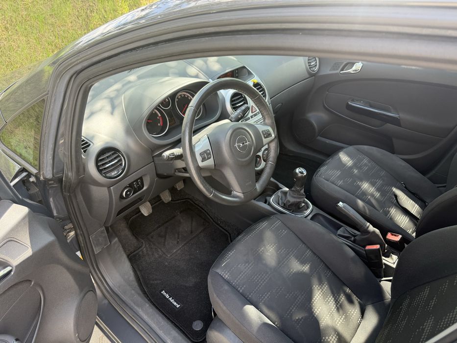 Opel CorsaD 1.3CDTI-Diesel-euro5-2014-95cp- recent adusa