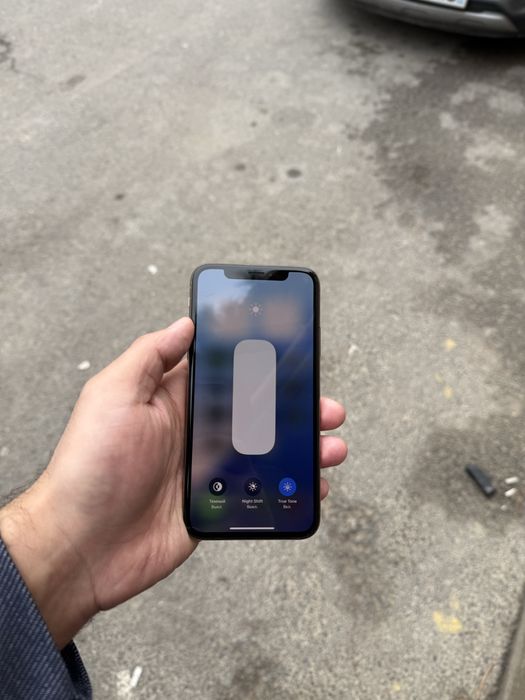 Iphone xs ayfon xs 64gb GOLD sotiladi tel ideal aybi yo face ishlidi