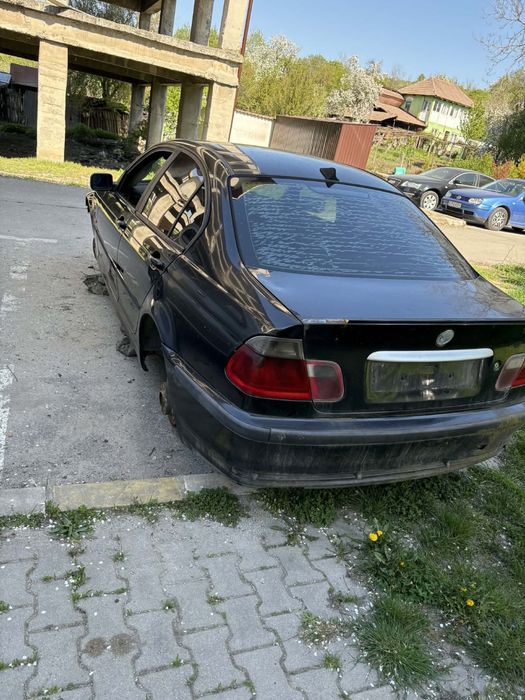 Vind sau schimb 2 e46 2.0 136 ccp cel negru e automat