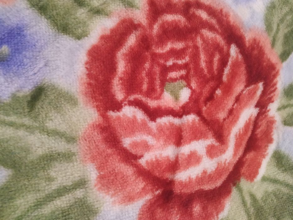 Двулицево шалте за спалня