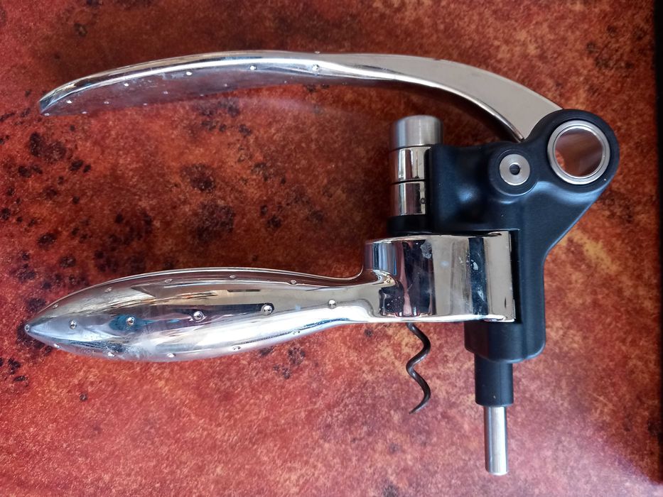 Красив тирбушон в кутия