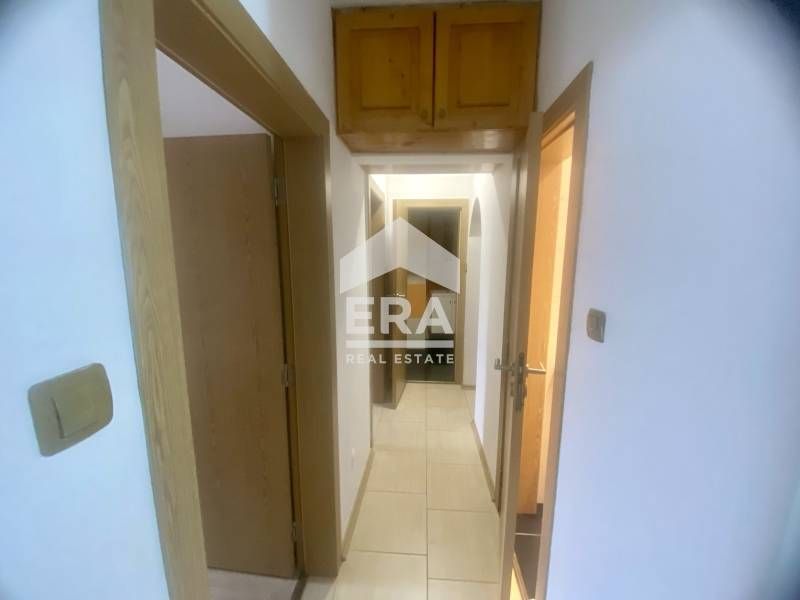 Тристаен апартамент на ул. Борисова