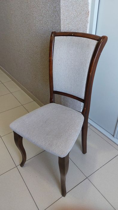 Продам стулья для зала