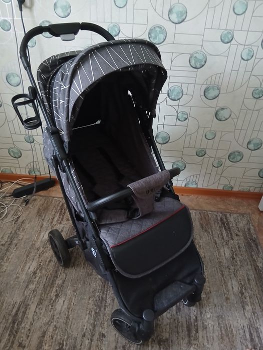 Продам коляску.В хорошем состояние.