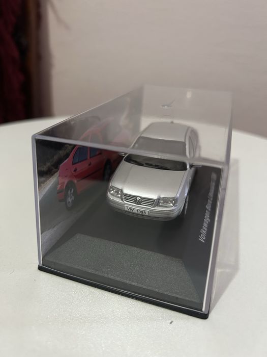Vw bora 1/43 macheta