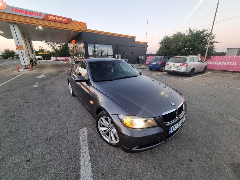 BMW Seria 3 E90/2.0D/M47/163cp/Automată/ Xenon/ Navi Mare/Automată