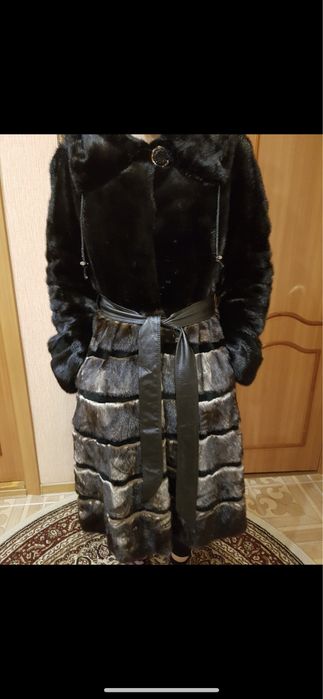 Продам норковую шубу