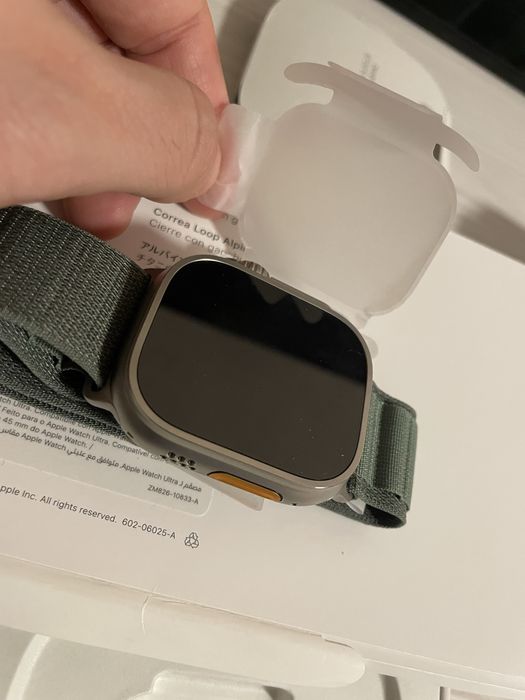 Apple Watch Ultra 49mm Titanium Green Alpine Loop L