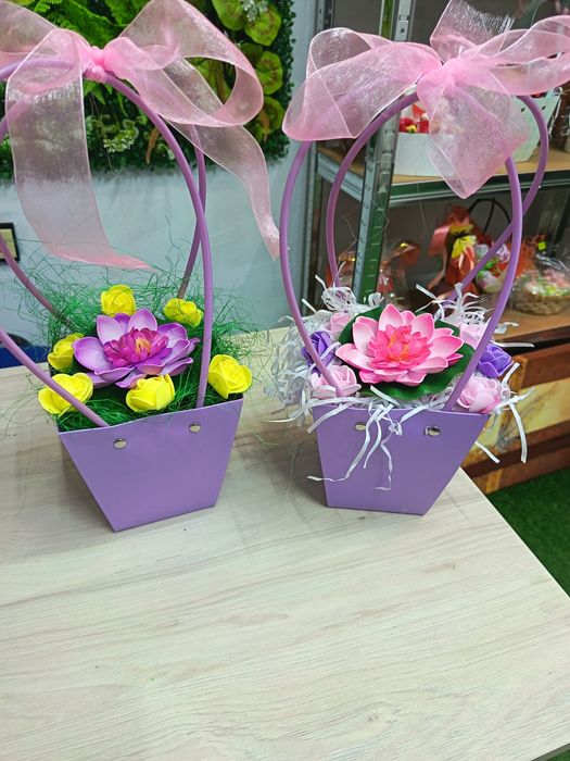 Подаръчета от сапунени рози