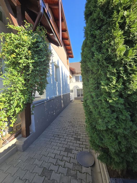 Casă 160 mp - Andrei Mureșanu - renovată + panouri solare