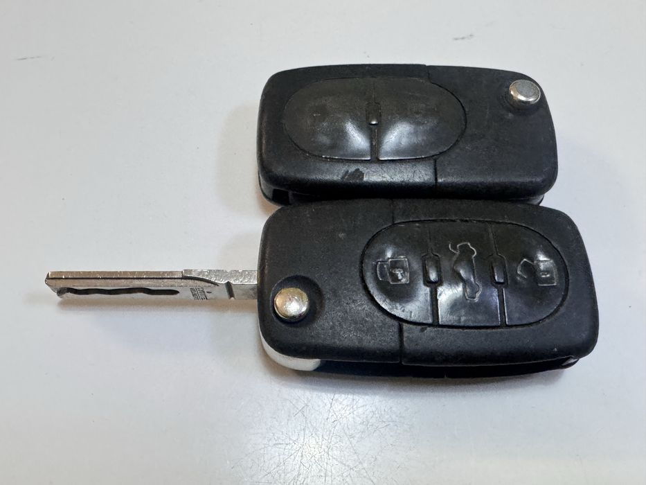 Ключ за Audi оригинален сгъваем с 3бутона