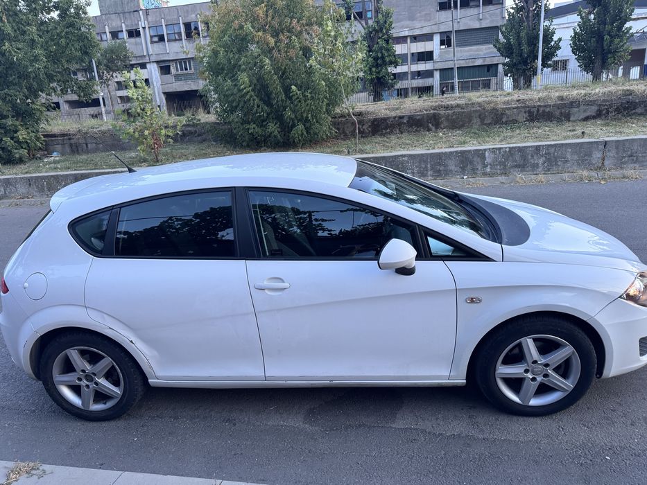 SEAT Leon 2011 — imagine 5