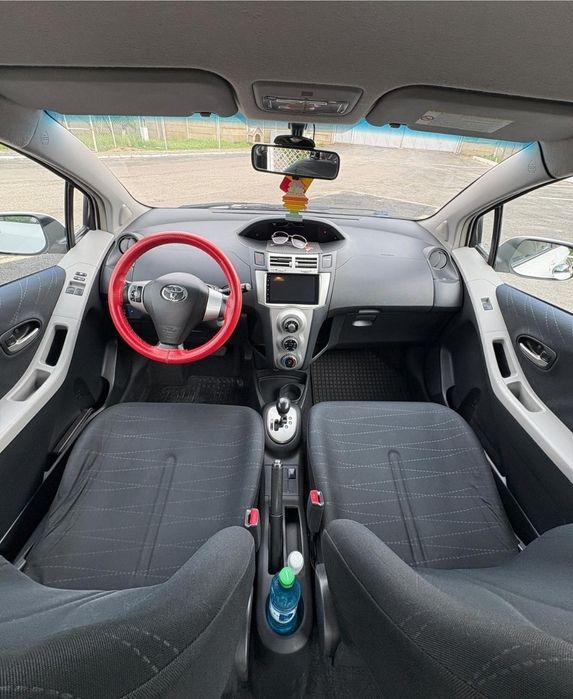 Toyota yaris AUTOMATA