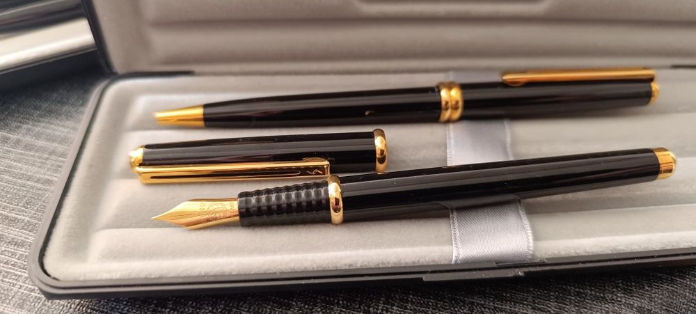 Луксозен комплект писалка и химикалка