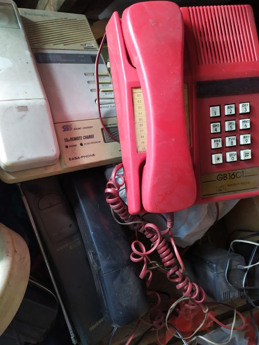 Продам стационарные телефоны.